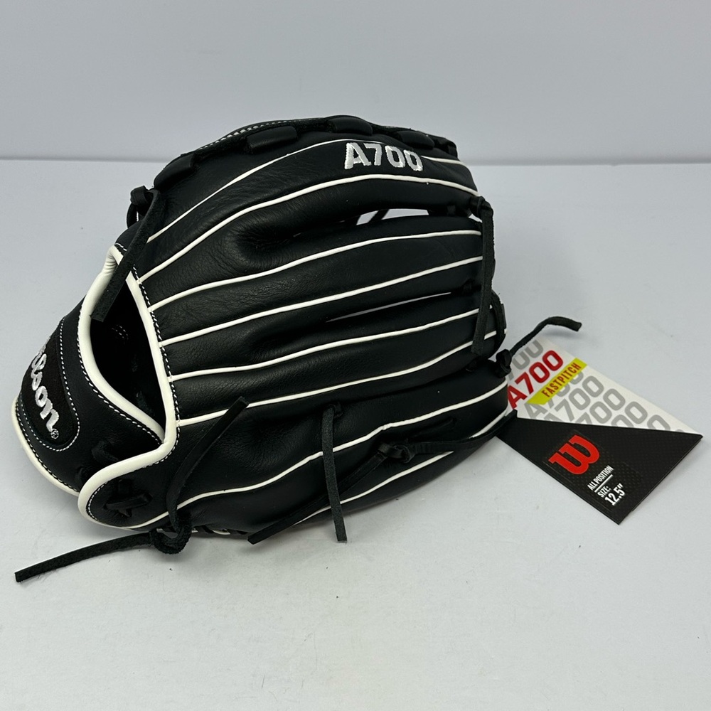 NEW! Wilson A700 12.5 Fastpitch Outfield Glove Left Hand Throw Black White Glove